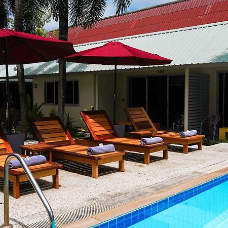 Maiiam Bungalows Kata Beach Buitenkant foto